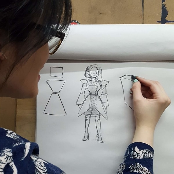 Instructor demo: deconstructing a character into shapes